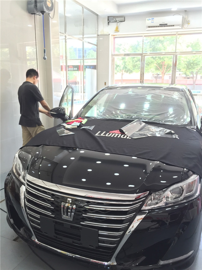 武漢龍膜豐田皇冠全車頂級(jí)膜施工 AVS70+暢悅15