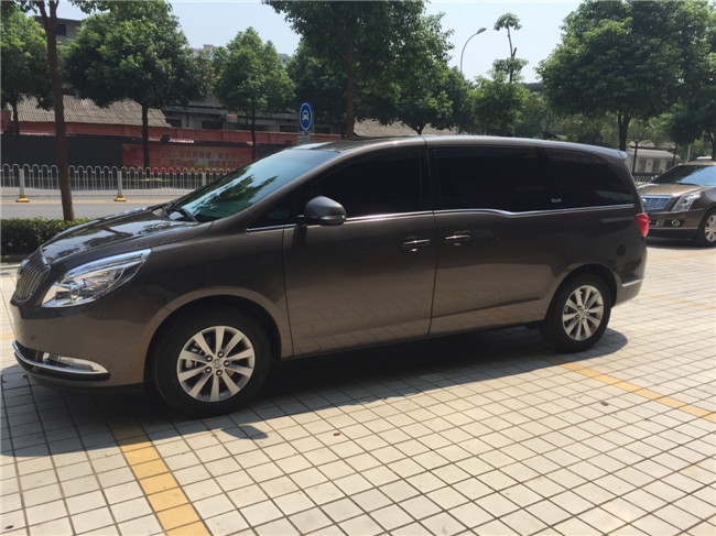 別克GL8全車龍膜玻璃隔熱膜