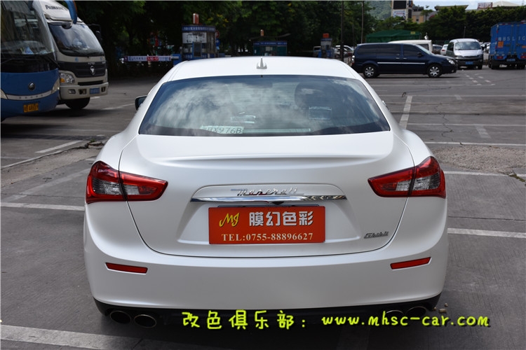 瑪莎拉蒂Ghibli車身貼膜改色施工德國PWF電光金屬白