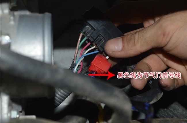 日產(chǎn)NV200 進(jìn)氣改裝提升動力改裝加裝鍵程離心式電動渦輪增壓器LX2008案例