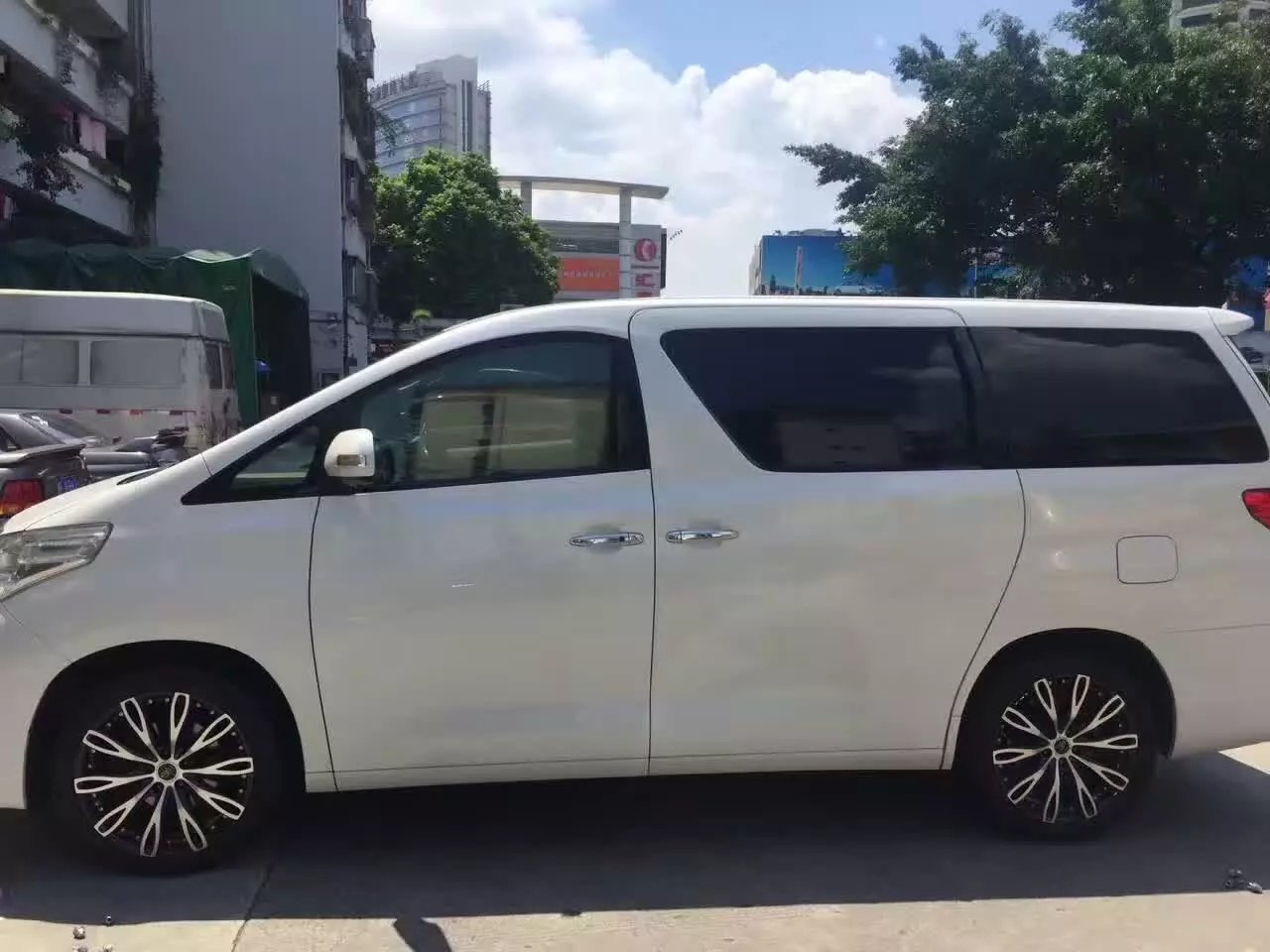 埃爾法，裝19寸 WORK 完工。