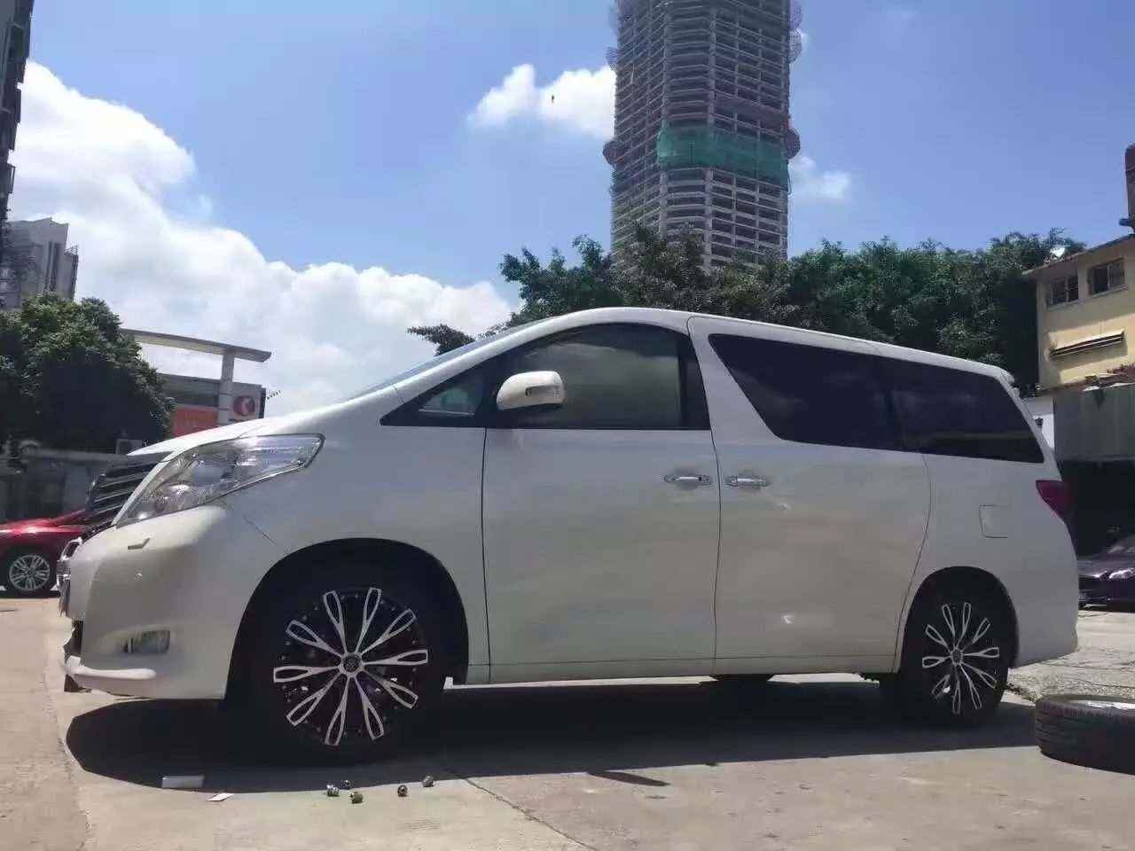 埃爾法，裝19寸 WORK 完工。