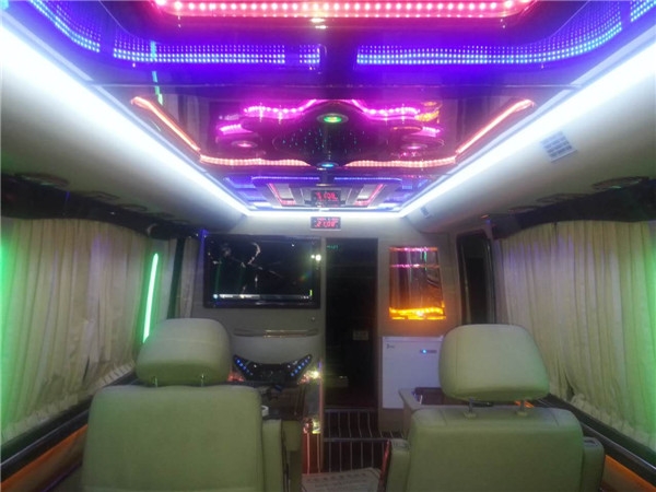 西安商務車內(nèi)飾改裝/尼桑碧內(nèi)飾改裝多錢/中巴車改裝/內(nèi)飾翻新，杰歌之尼桑碧蓮