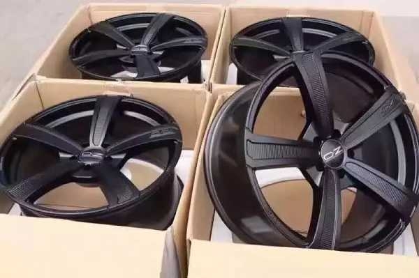 全新 ? 意大利 O.Z Montecarlo  HLT  ?20寸