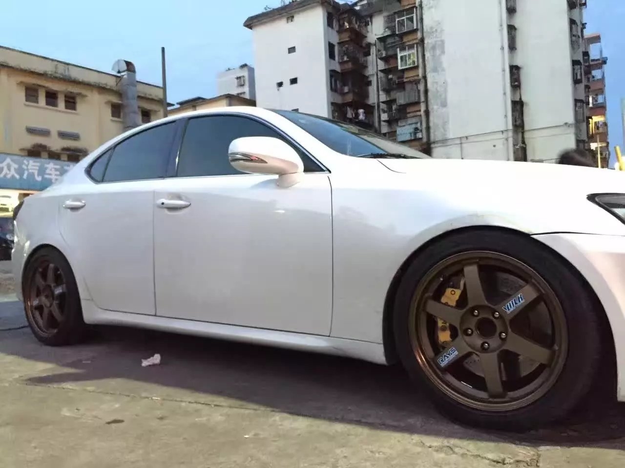 IS 換 RAYS TE37 完工。