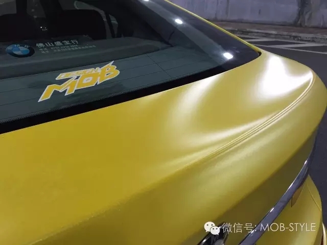 超強(qiáng)質(zhì)感 寶馬GT電光金屬黃車身改色貼膜