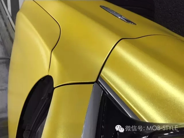 超強(qiáng)質(zhì)感 寶馬GT電光金屬黃車身改色貼膜