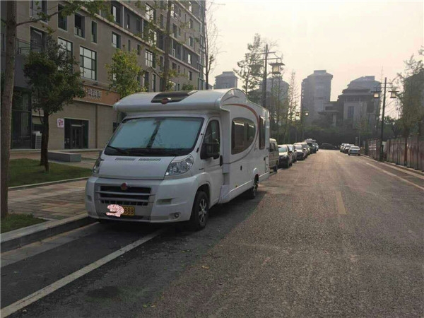 賓士盾734房車---德國(guó)品質(zhì)