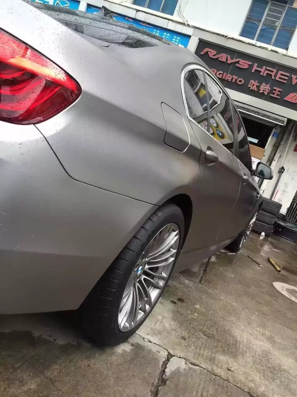 寶馬，裝原裝 M5鈴 完工！
