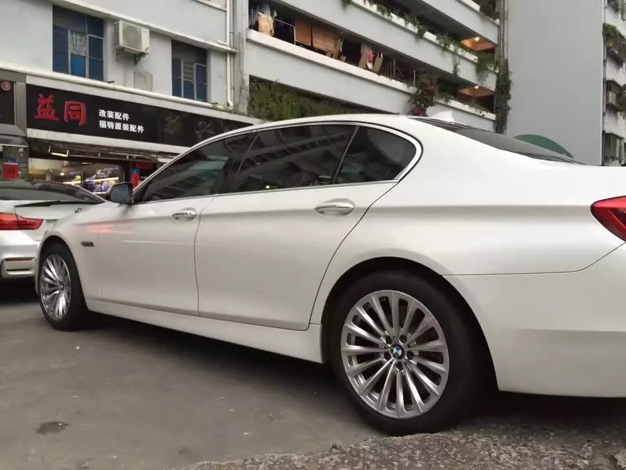 寶馬，換原裝 鍛造 19寸 ，完工。