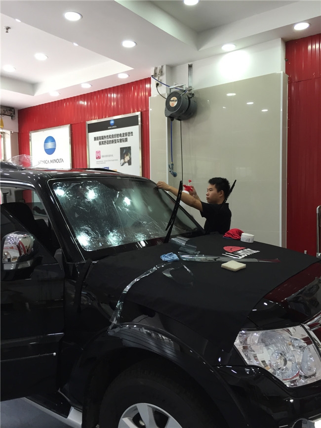 三菱帕杰羅全車龍膜太陽膜施工-四季貼膜南湖店出品