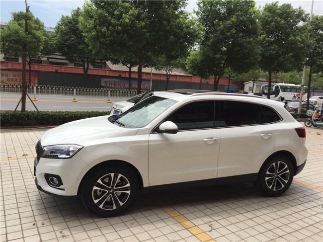 武漢寶沃汽車全車龍膜頂級膜施工/前擋AVS70+側(cè)后LATI15