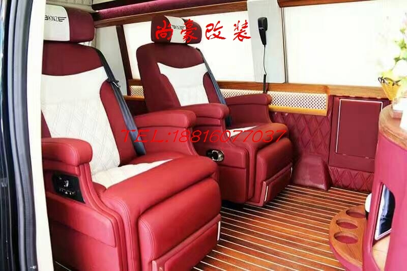 奔馳唯雅諾商務(wù)車改裝升級(jí)