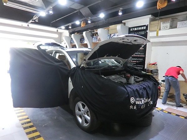 日產(chǎn)逍客汽車音響改裝德國零點(diǎn)和全車隔音TEAC【重慶渝大昌專業(yè)改裝】