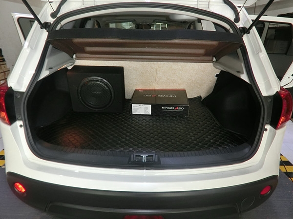 日產(chǎn)逍客汽車音響改裝德國零點(diǎn)和全車隔音TEAC【重慶渝大昌專業(yè)改裝】