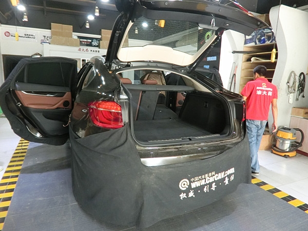 寶馬X6汽車音響改裝德國零點專用三分頻喇叭|BO升降中置|全車隔音安博士|重慶渝大昌
