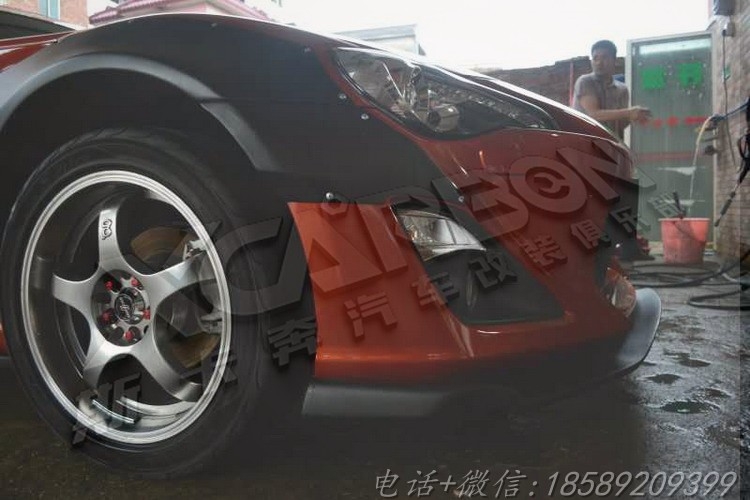 豐田86/斯巴魯BRZ加裝兔二代寬體大包圍