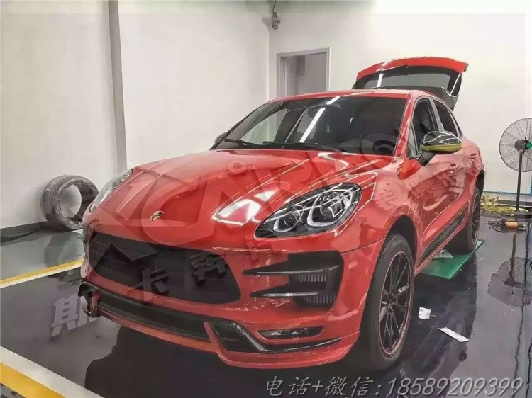 保時捷macan加裝PP材質(zhì)Techart款包圍