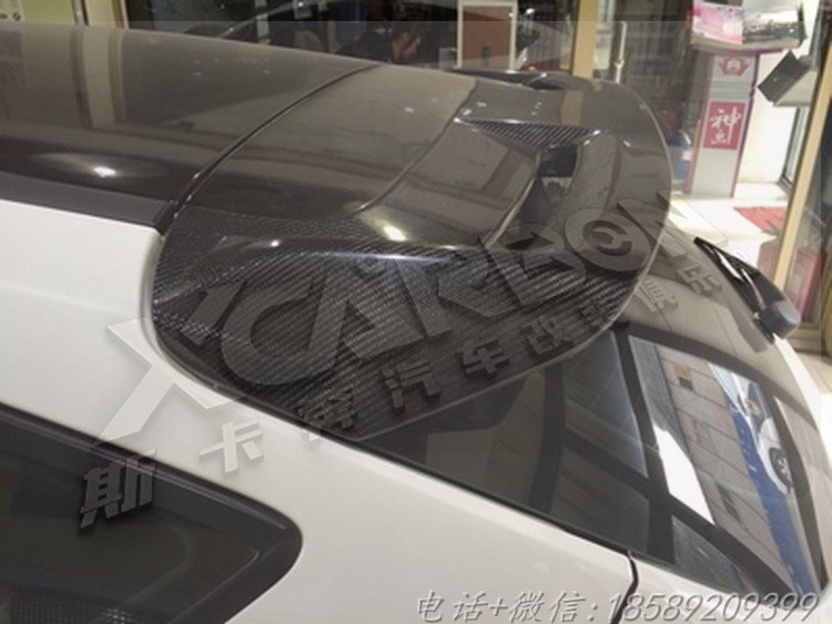 12?？怂辜友bST款碳纖維尾翼