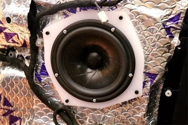 路虎攬勝音響改裝 丹麥芬朗系統(tǒng) 泉州山水汽車音響