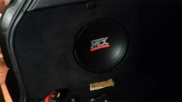 路虎攬勝音響改裝 丹麥芬朗系統(tǒng) 泉州山水汽車音響