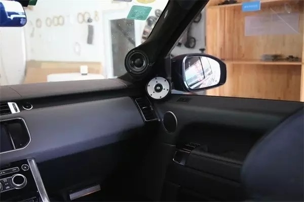 路虎攬勝音響改裝 丹麥芬朗系統(tǒng) 泉州山水汽車音響