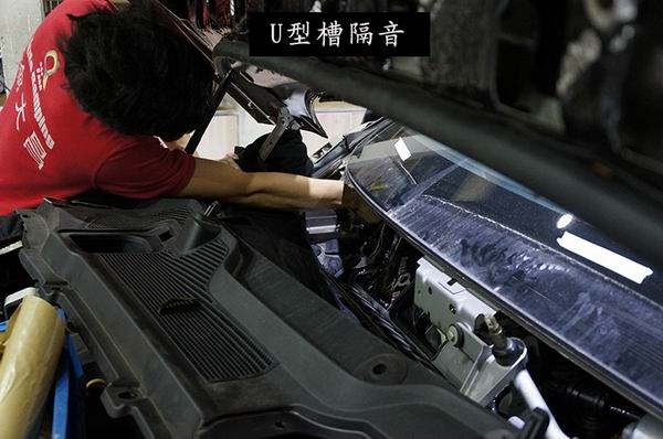 路虎發(fā)現(xiàn)神行安博士豪華型全車隔音止震降噪_重慶渝大昌汽車音響