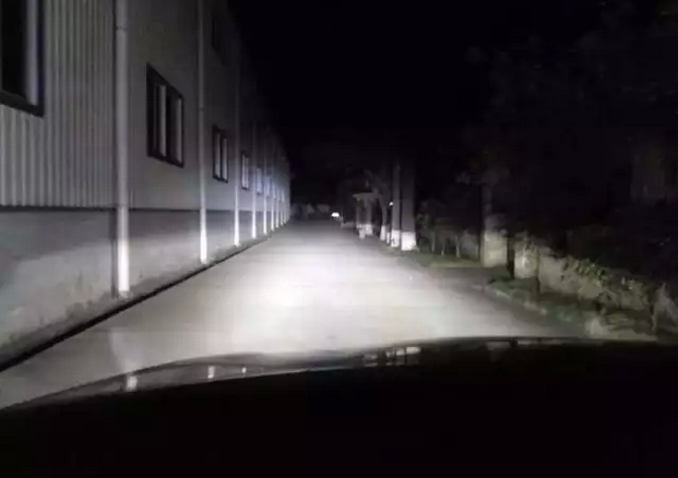 燈光升級