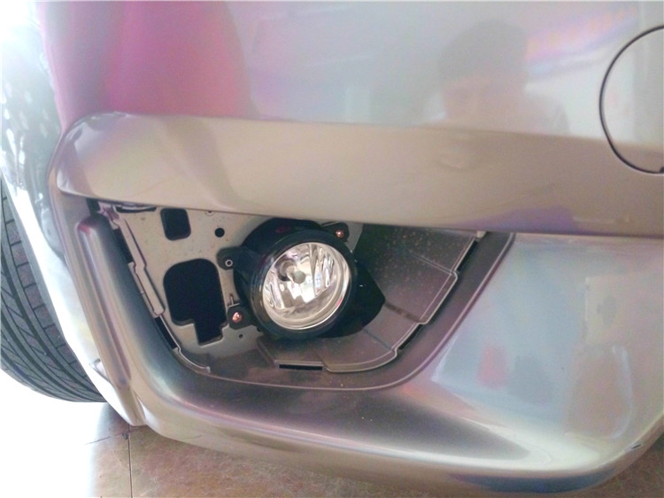 河源汽車日行燈安裝 飛度加裝升級(jí)專車專用日行燈 霧燈