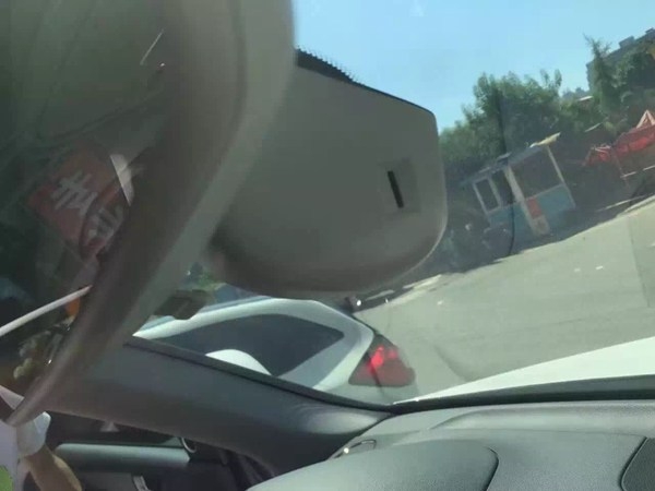 武漢樺臻電子行車記錄儀，奧迪Q5加裝航帥專用記錄儀