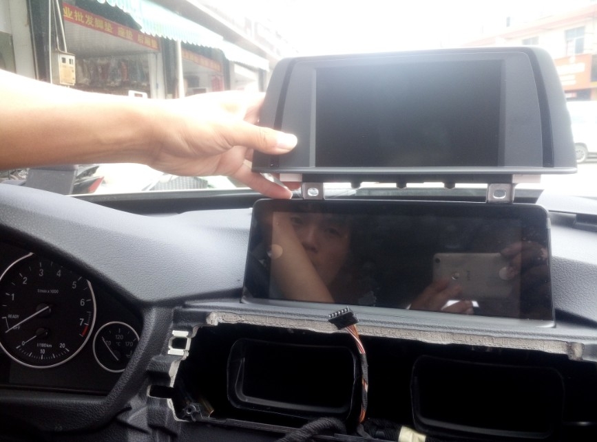 寶馬3系GT換安卓大屏導(dǎo)航