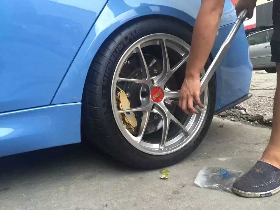 寶馬，上 19寸 頂級 鍛造 日本 BBS RI-D ！