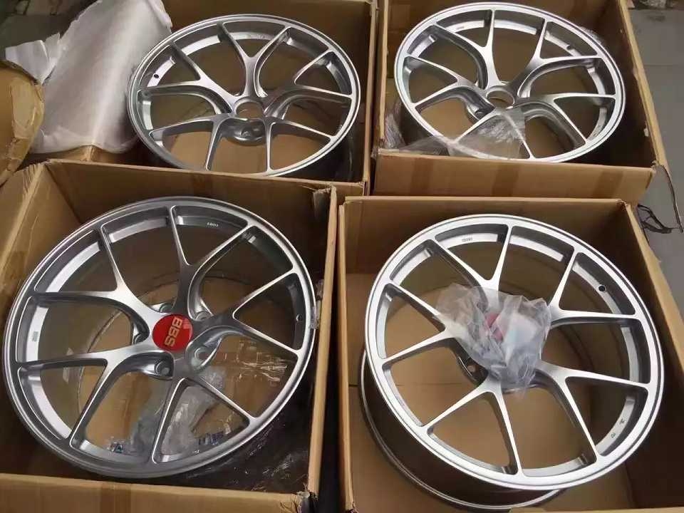 寶馬，上 19寸 頂級 鍛造 日本 BBS RI-D ！