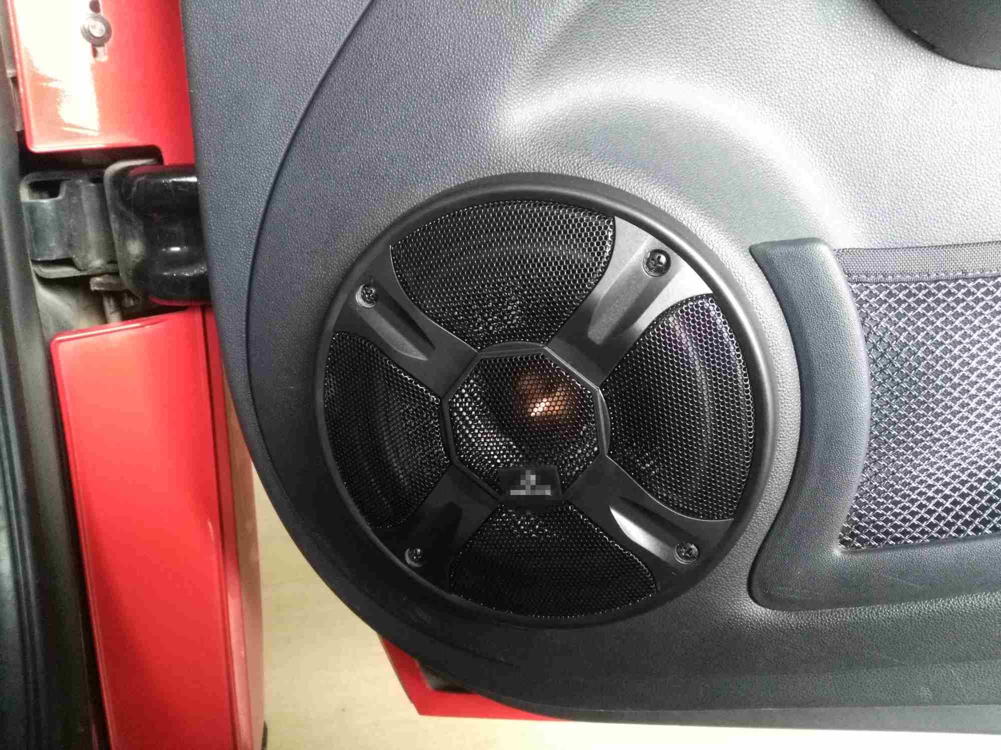 奔馳smart音響改裝 全車隔音 泉州山水汽車音響改裝