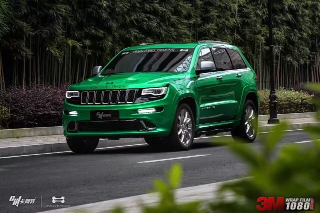 JEEP  硬漢勇闖綠林大道