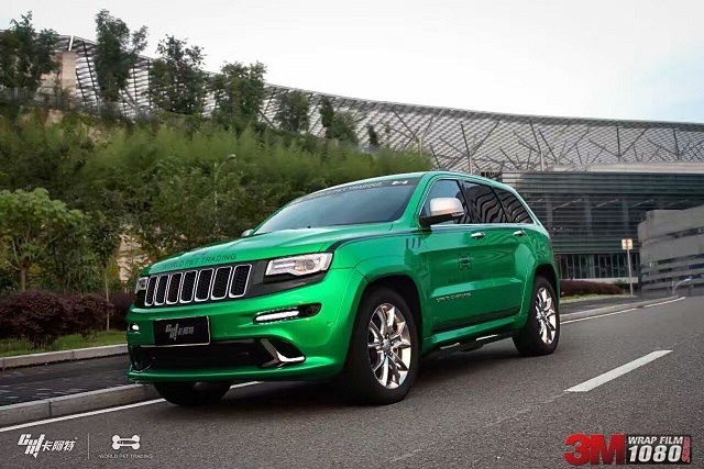 JEEP  硬漢勇闖綠林大道