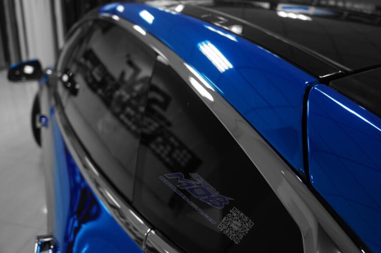特斯拉MODEL S 施工日本鏡面電鍍藍(lán)（深圳廣州改色貼膜）