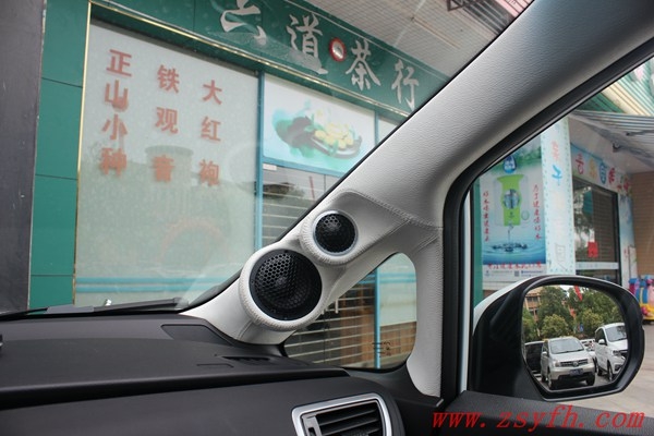 中山億豐行汽車音響改裝.細(xì)雨綿綿隨風(fēng)舞——本田奧德賽全車倒模三分頻汽車音響