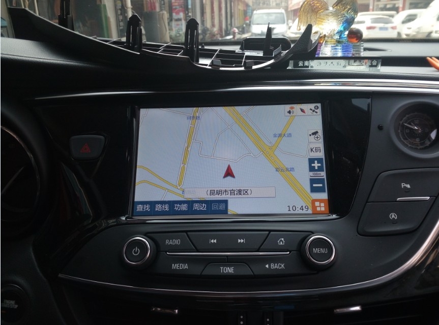 別克昂科威原車屏升級