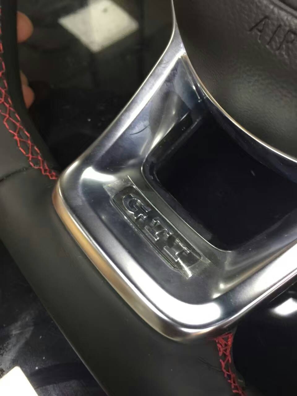 全新大眾GTI方向盤