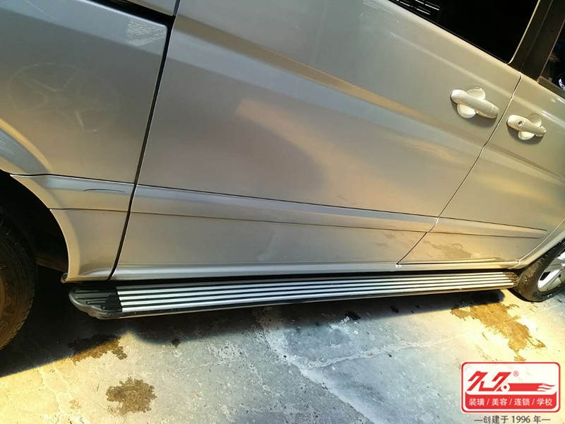 唯雅諾商務車內(nèi)飾改裝