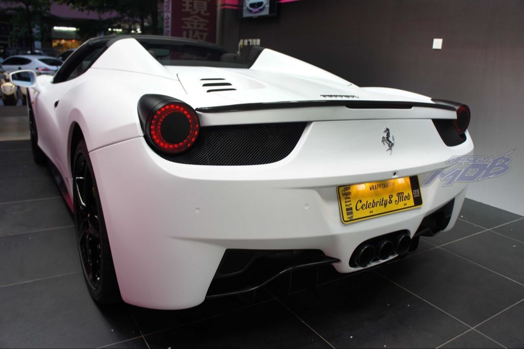 法拉利ferrari 458 施工雾面金属白改色膜（深圳广州改色贴膜）