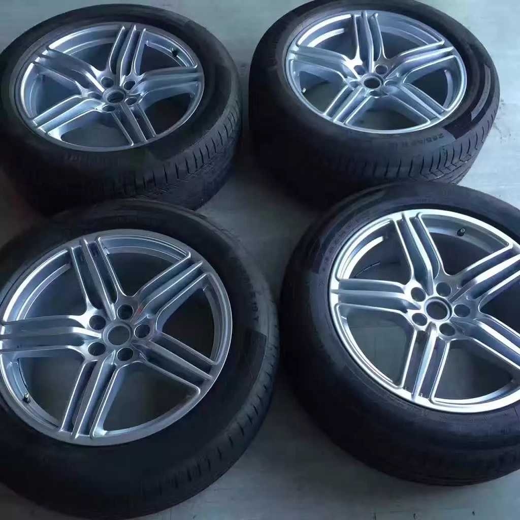 Macan 換 原裝 19寸 完工！