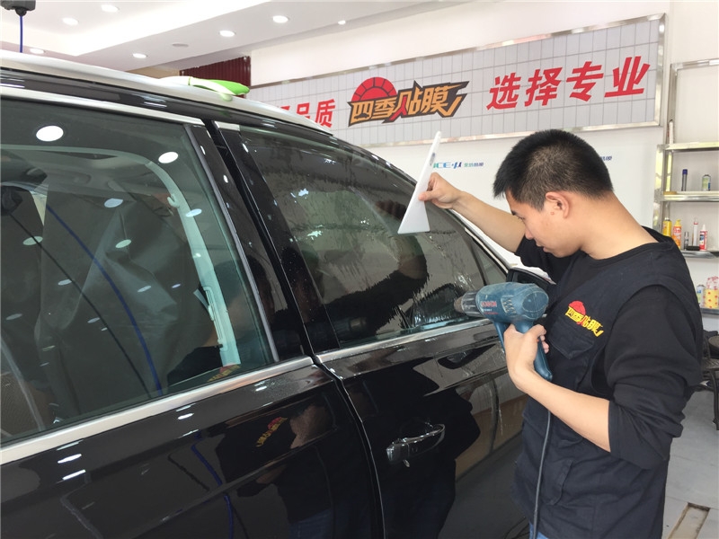 奧迪Q7全車龍膜+德國SONAX鍍晶施工案例