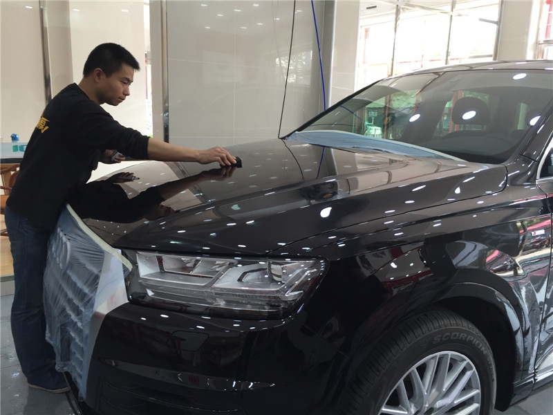 奧迪Q7全車龍膜+德國SONAX鍍晶施工案例