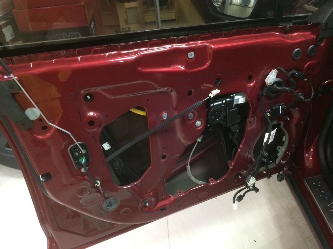 別克威朗音響改裝勁浪PS165喇叭+勁浪低音-南寧途悅音響改裝