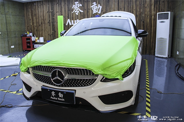 奔馳C200整車艾利蘋果綠改色膜--湖南專業(yè)奔馳改裝
