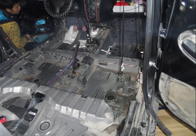 比亞迪F0全車隔音換摩雷瑪仕舞