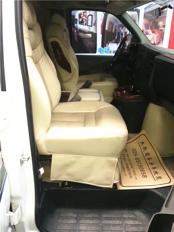 陜西西安商務(wù)車內(nèi)飾改裝/杰歌改裝之GMC商務(wù)之星  --內(nèi)飾改裝
