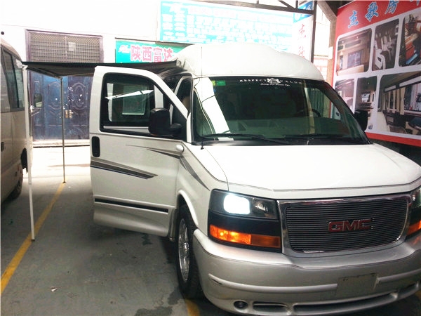 陜西西安商務(wù)車內(nèi)飾改裝/杰歌改裝之GMC商務(wù)之星  --內(nèi)飾改裝